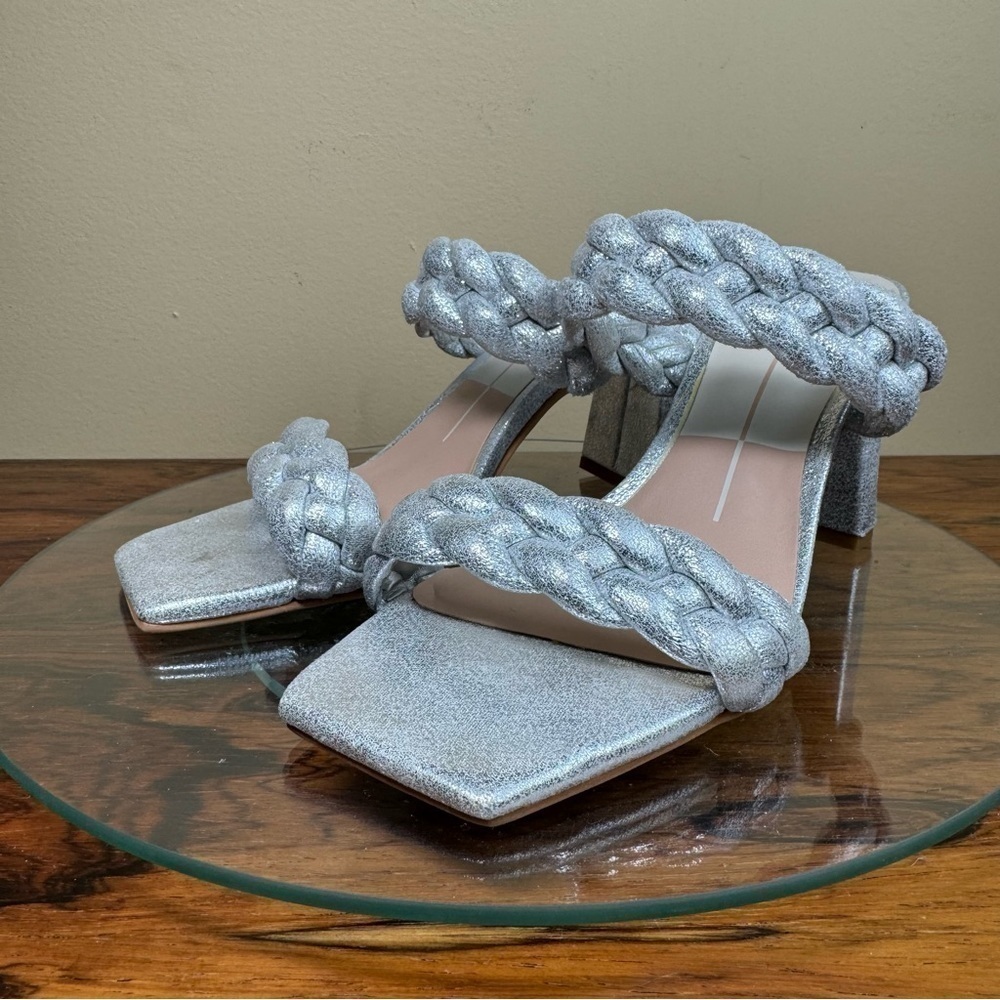 Dolce Vita Paily Heels - silver Metallic Suede - size 6 - Picture 5 of 16